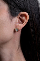 Brinco coração cravejado