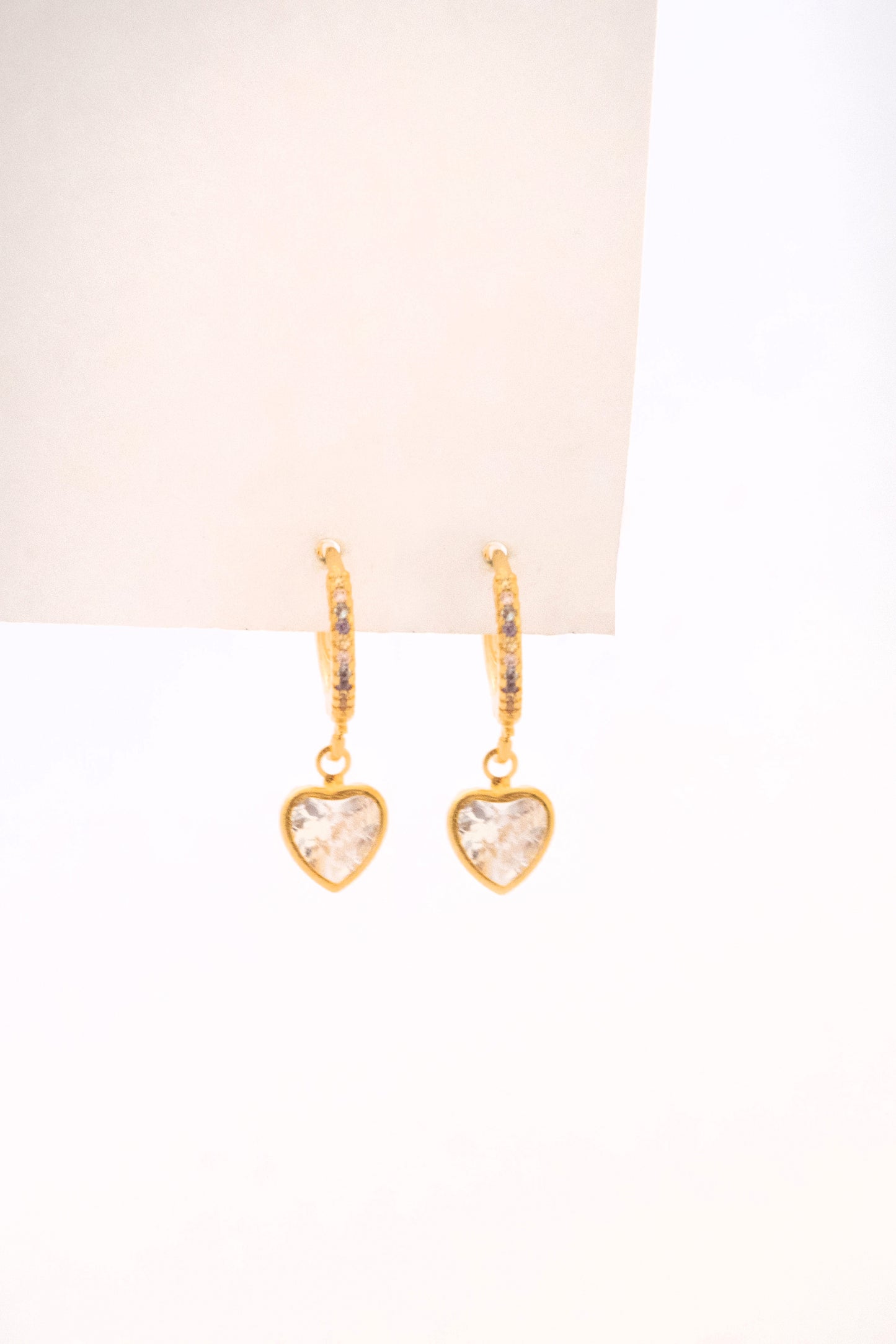 Argola coração zircônia