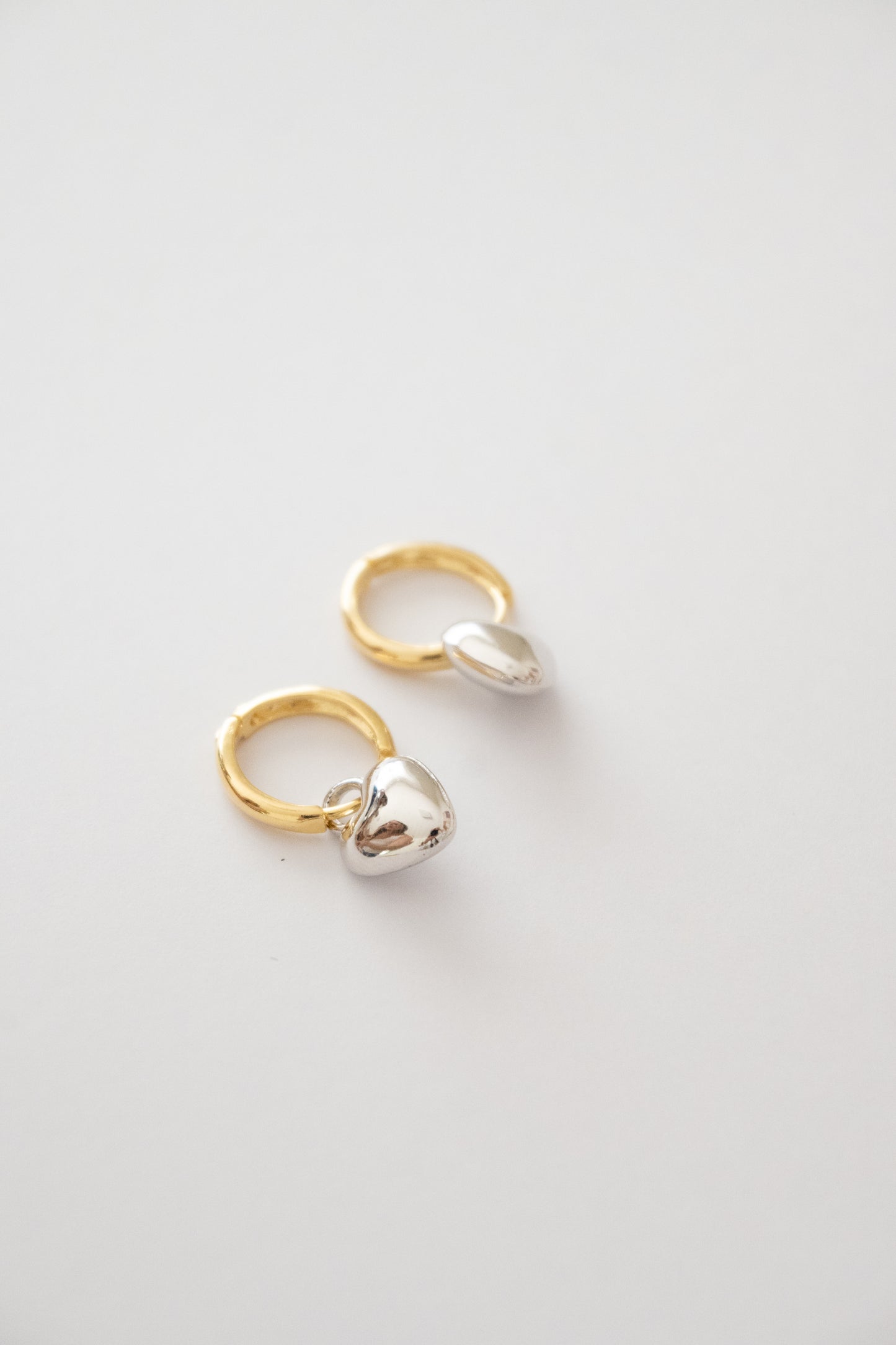 Mini argola coração