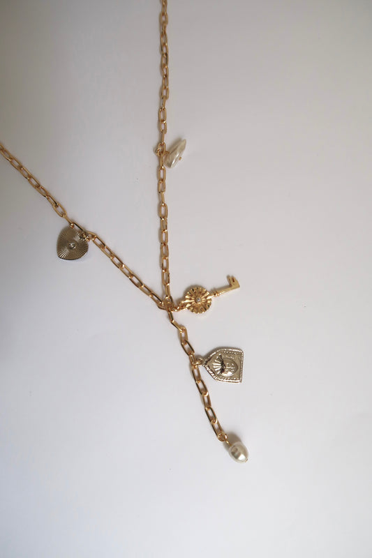 Colar longo pingentes