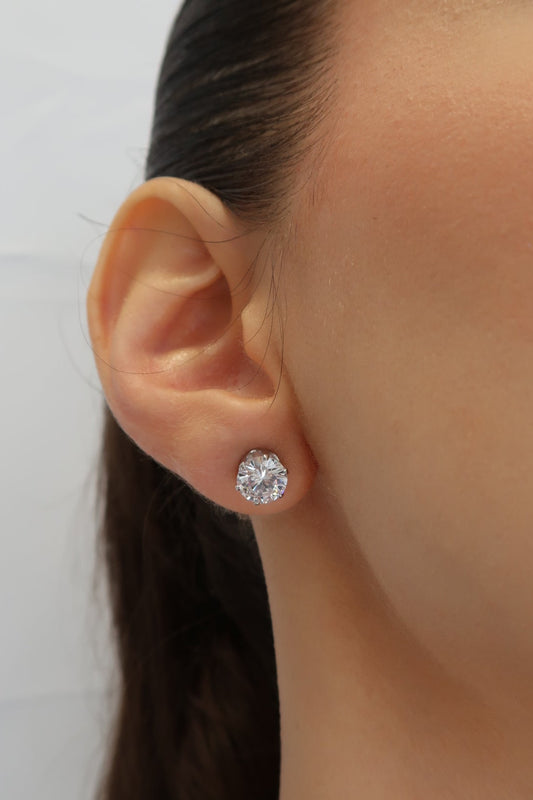 Brinco Solitário Ponto de Luz M