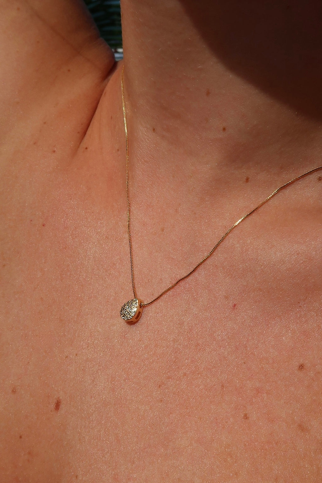 Colar mini gota